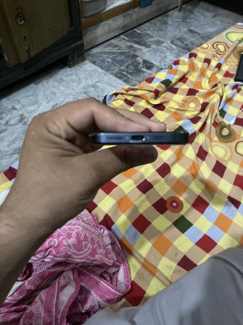 Apple iPhone 15 Pro 5