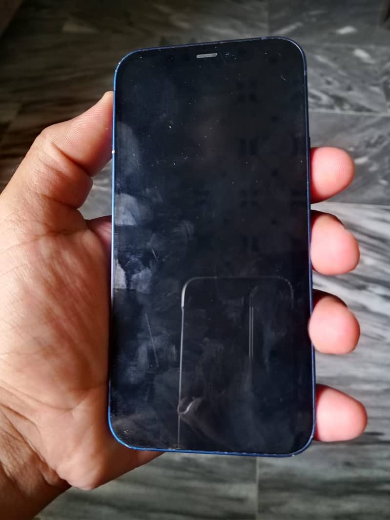 Apple iPhone 12 2