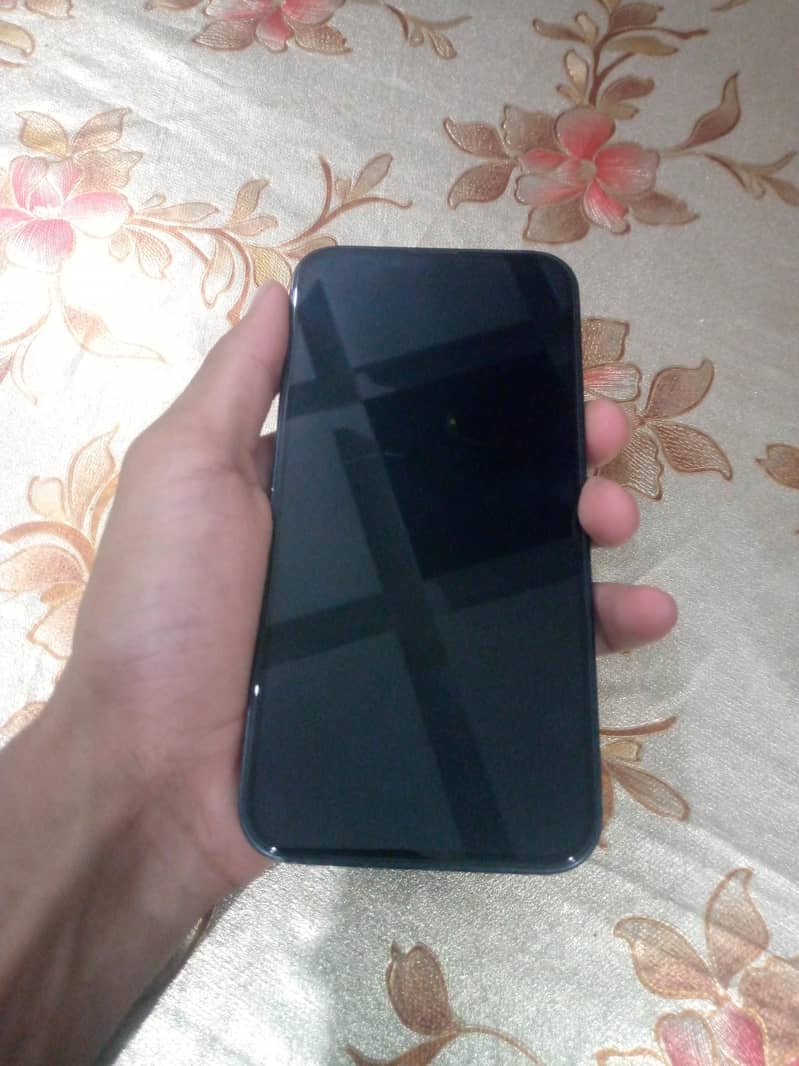 Apple iPhone 13 3