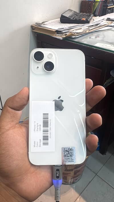 Apple iPhone 14