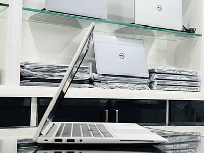 HP ELITEBOOK 840 g8