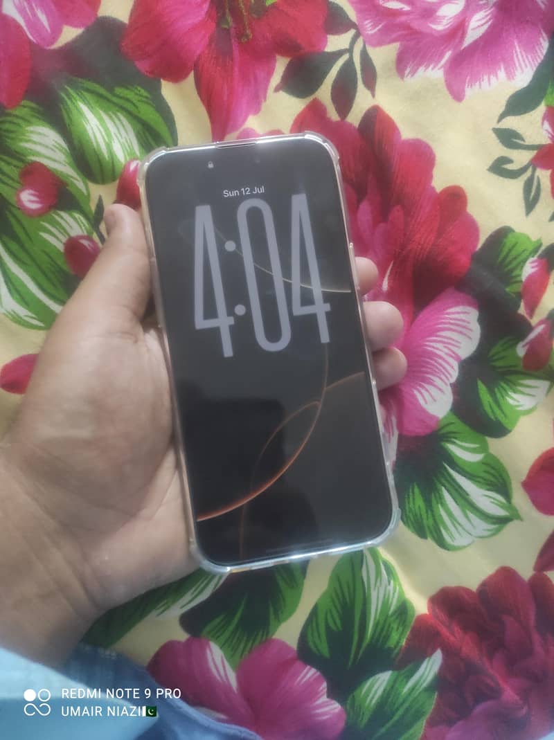 Apple iPhone 16 Pro Max 1