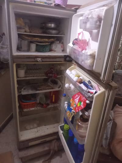 Super General Double Door Refrigerator – Excellent Cooling Condition
