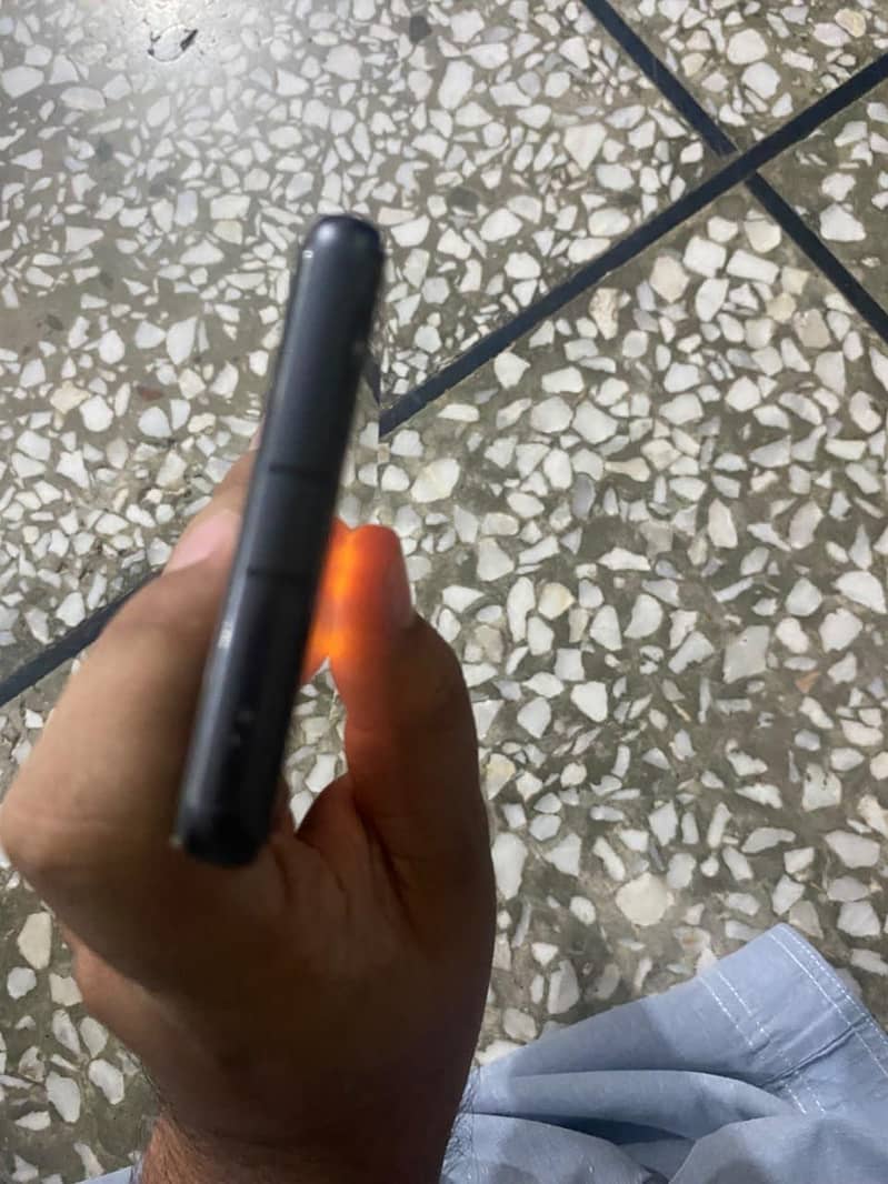 Google Pixel 7a 3