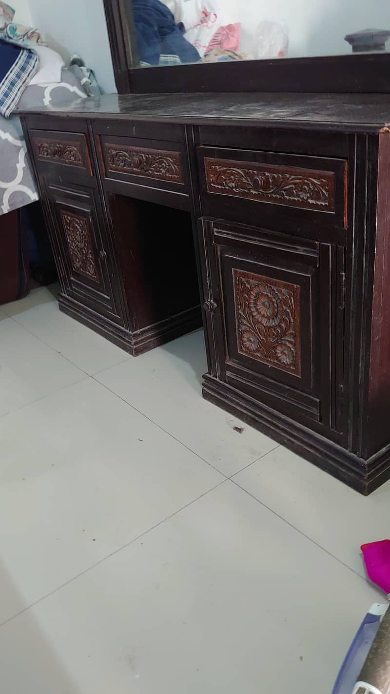 bed , dressing table without mattress 7