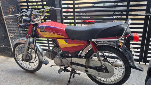 Honda CD 70 2004