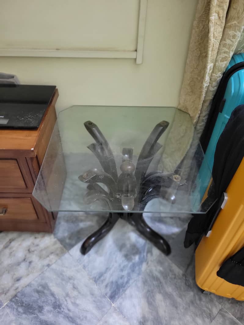 Solid wood central table with two side tables 3
