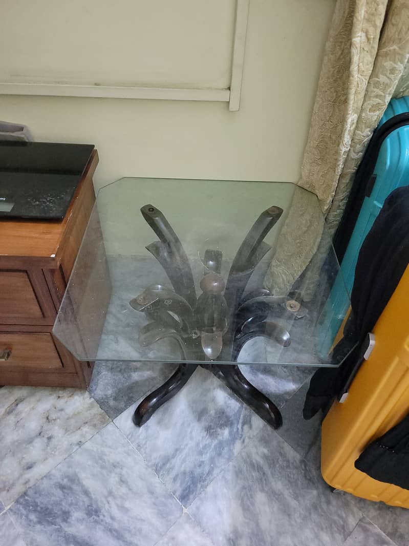 Solid wood central table with two side tables 4
