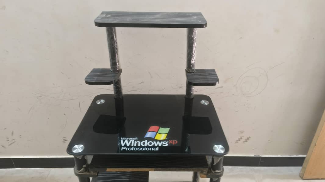 computer stand 2