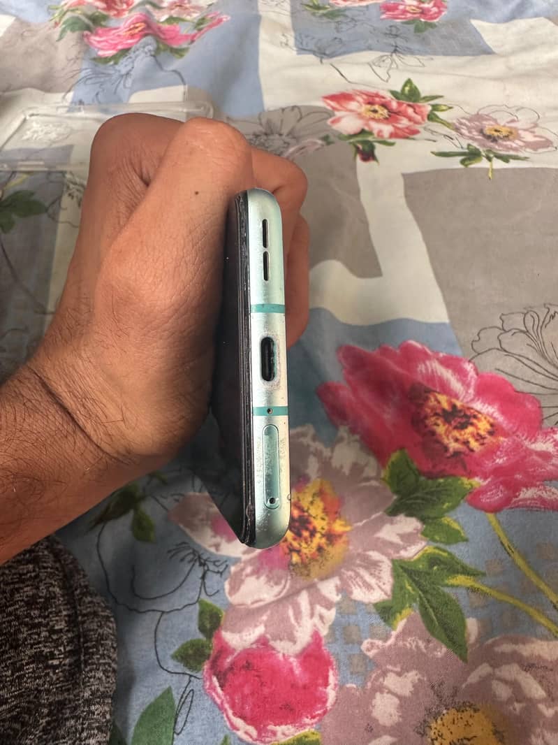 One Plus 8T 1