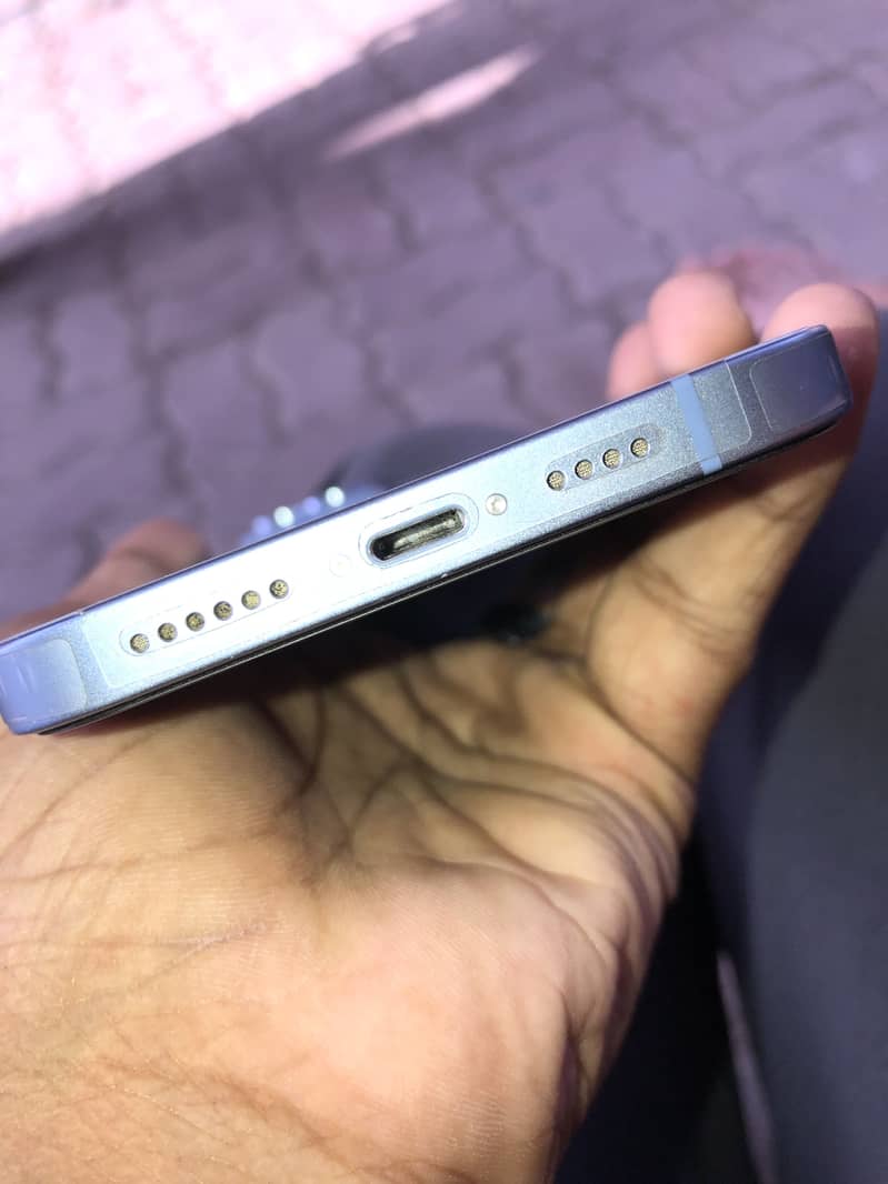 Apple iPhone 14 plus 4