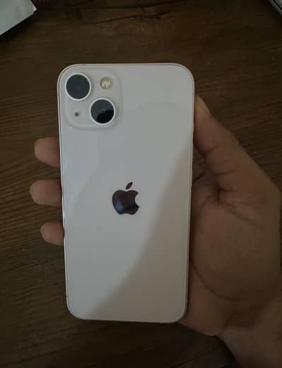 Apple iPhone 13