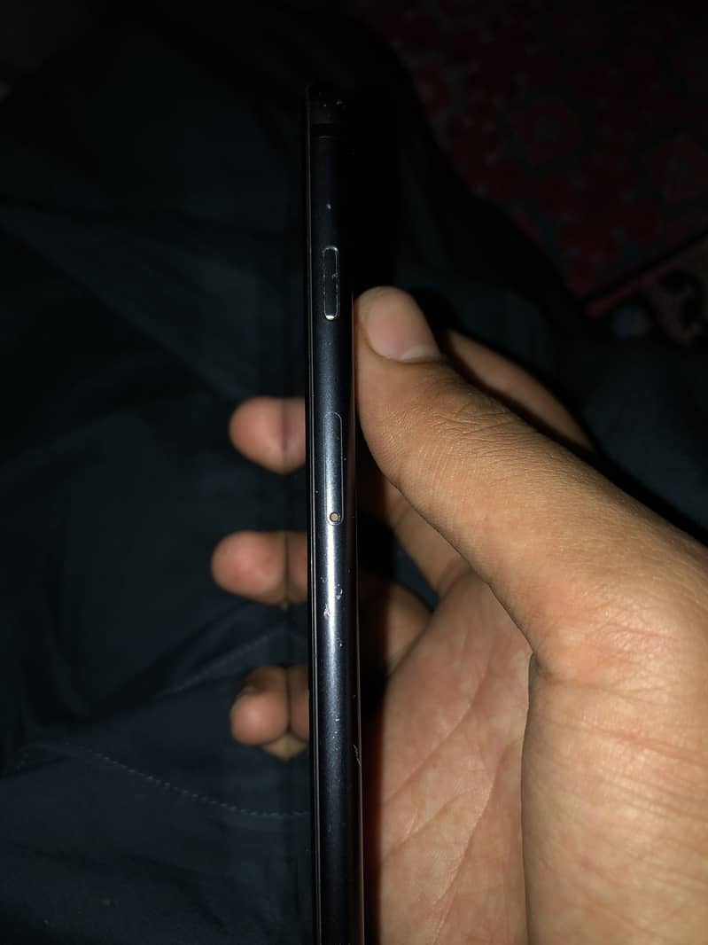 iPhone 7 4