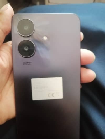 Realme Note 60