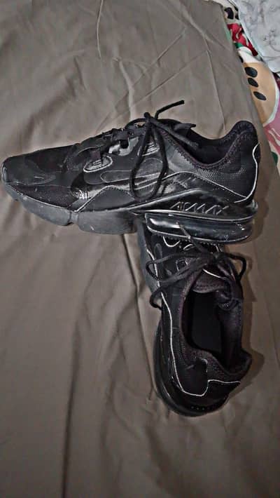 NIKE AIR MAX FUSION (TRIPLE BLACK)
