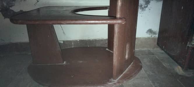 wooden baby seat with moveable wheels
