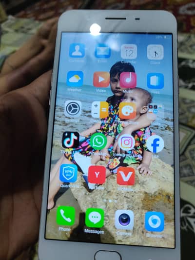 OPPO F1s 4/64 official approvi