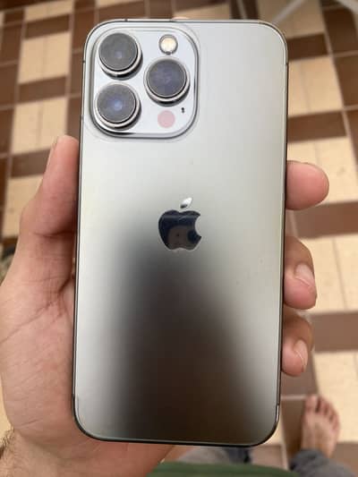 Apple iPhone 13 Pro