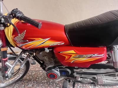 all punjab number all ok bike hy
