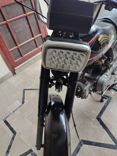 Crown CRLF 70 1st Owner December 2018