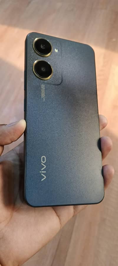 Vivo Y03