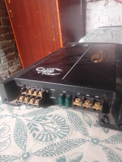 car amplifier s audio3500 wat and subwoofers