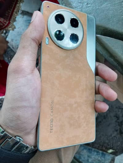 tecno camon 30