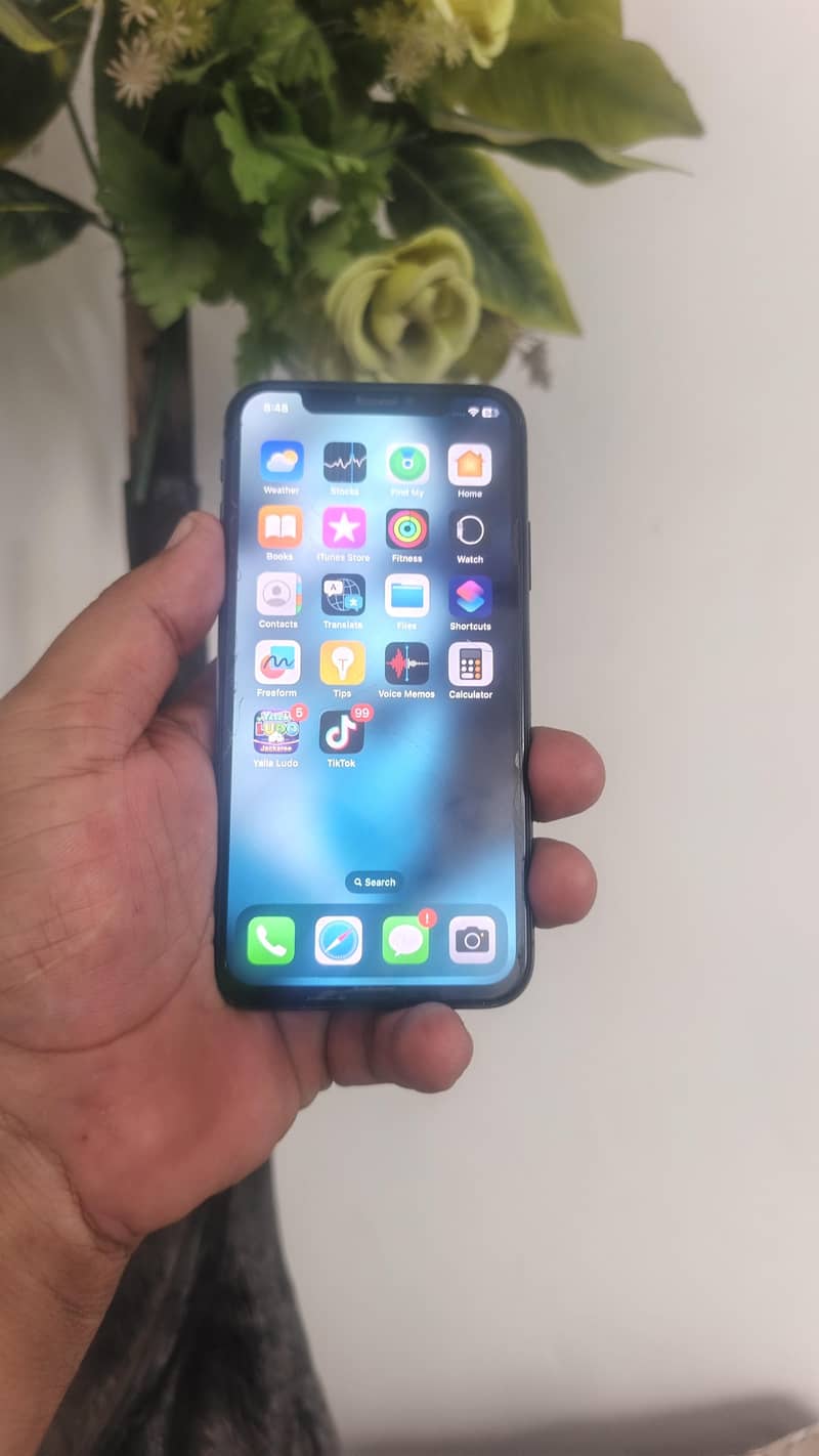 Apple iPhone X 0