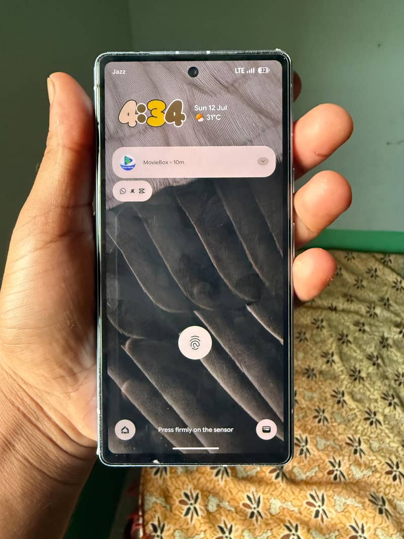 Google Pixel 7a 1