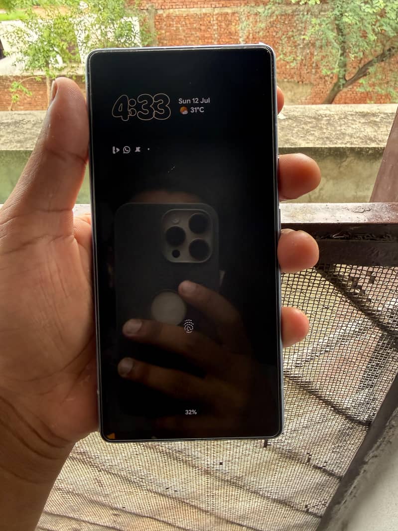 Google Pixel 7a 5