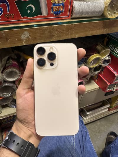Apple iPhone 16 Pro Max