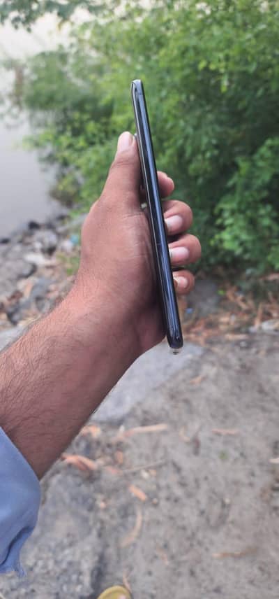 Samsung Mobile S20 Plus