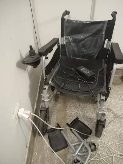 electric wheelchair
