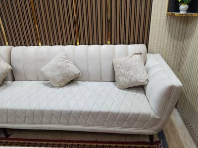 L shaped Sofa Off-white colour
