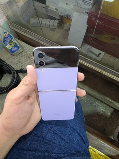 Samsung Mobile Z Flip 4