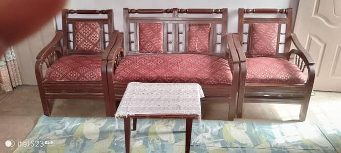 Sofa set with table