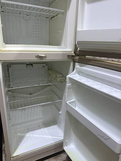 dawlance fridge for sale