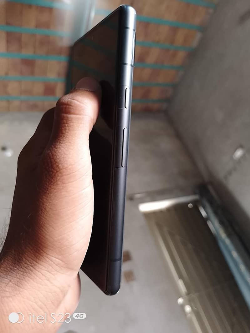 Google Pixel 7a 2