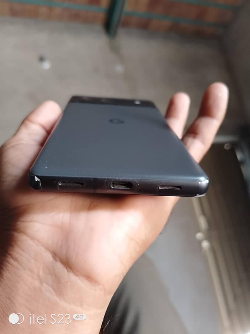 Google Pixel 7a 3