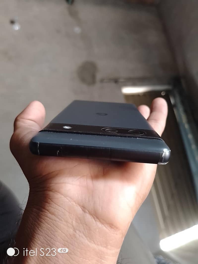 Google Pixel 7a 4