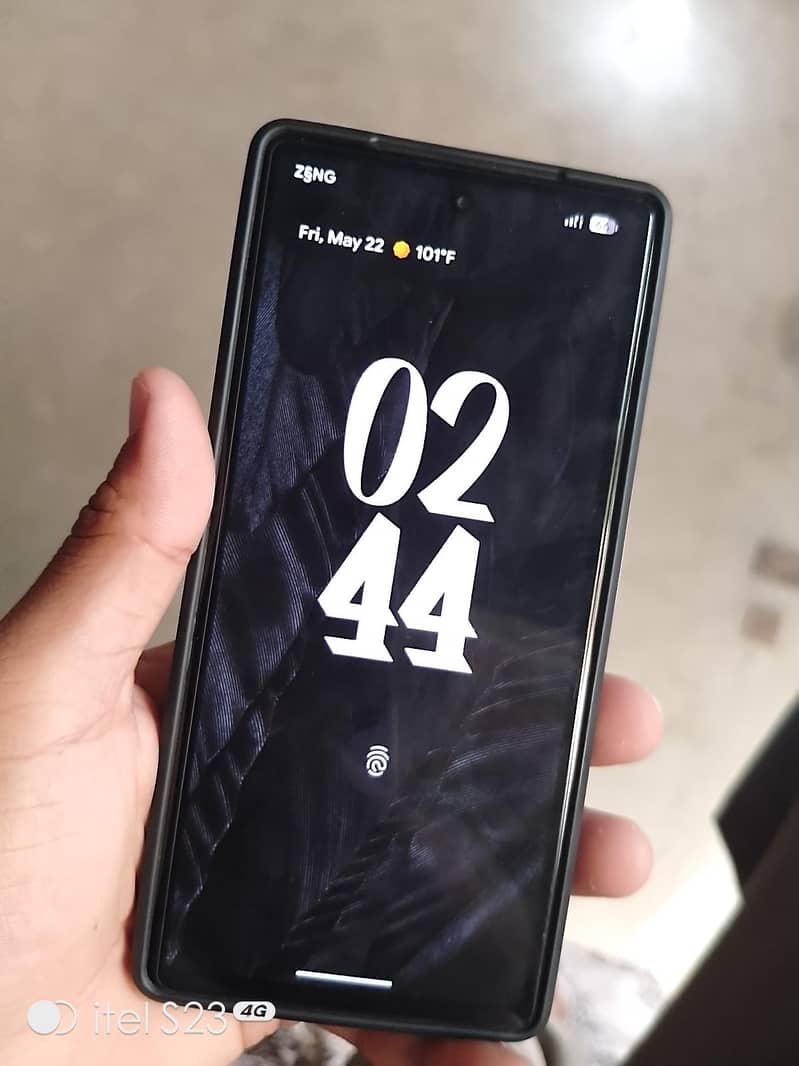 Google Pixel 7a 5