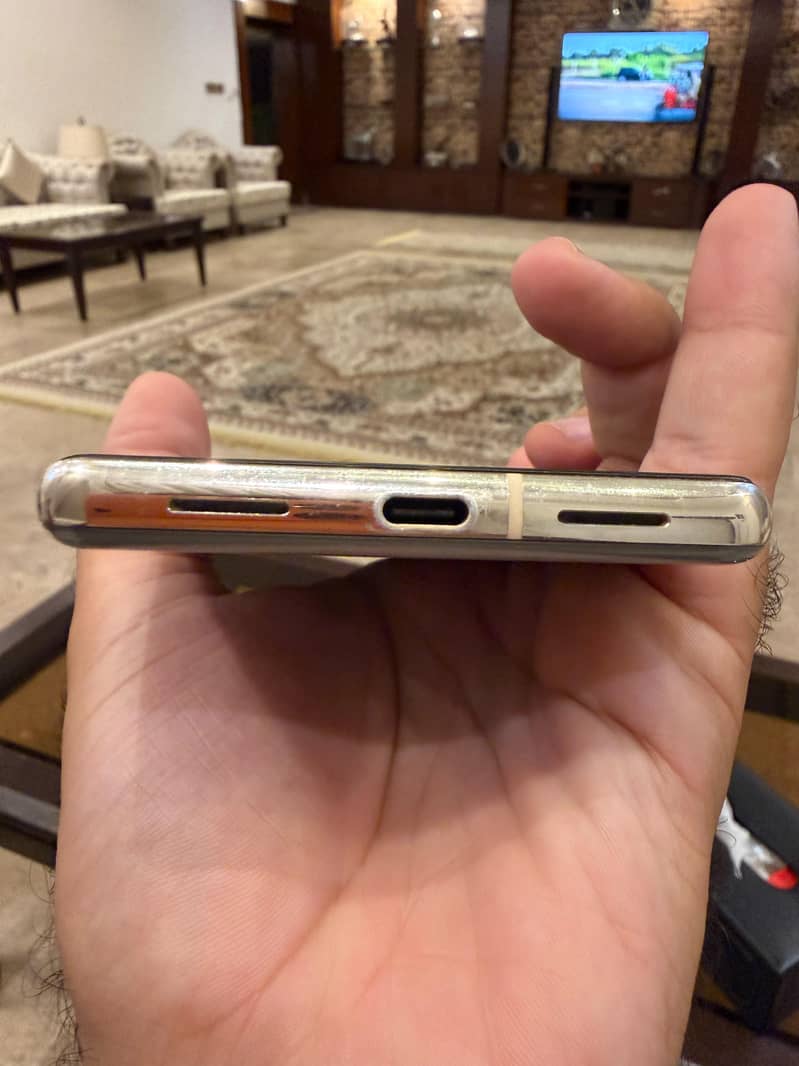 Google Pixel 7 Pro 6