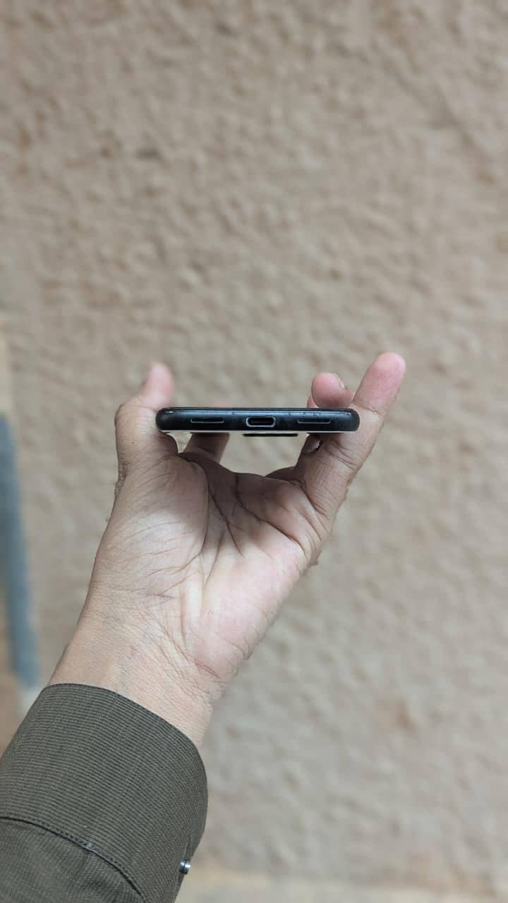 Google Pixel 4 3