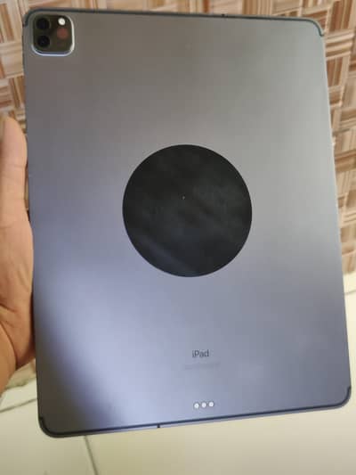 ipad pro m1 wali chip lagi hoi hy