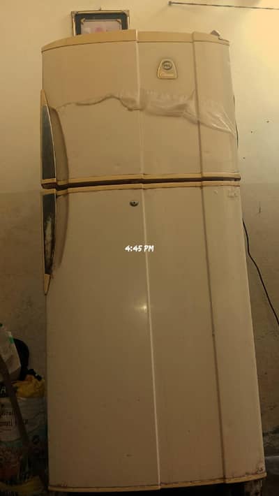 this fridge is used but it have new compressor of copper