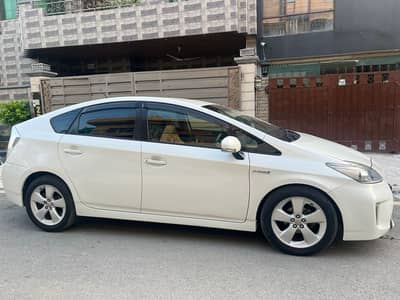 Toyota Prius 2014