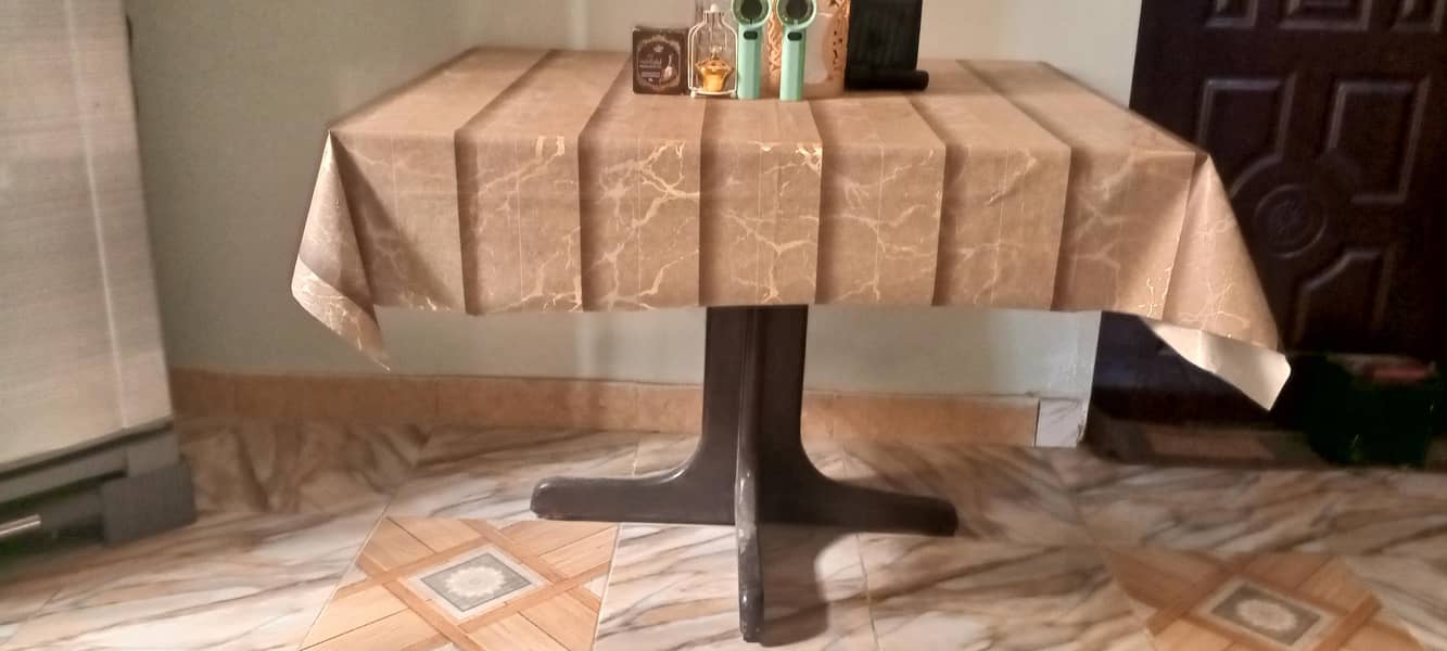 Dining table 3