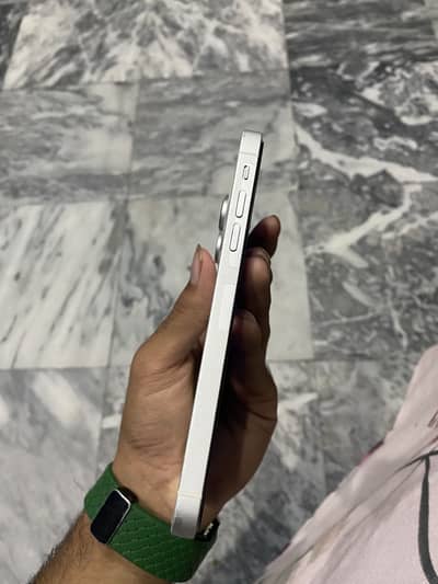 Apple iPhone XR to 14 pro