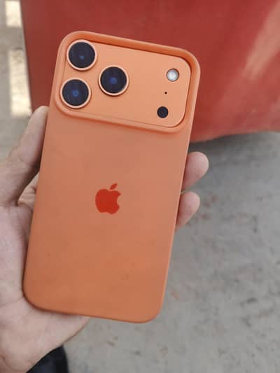 Apple iPhone XR  128. convert itno 17 pro max