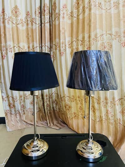 Table lamp